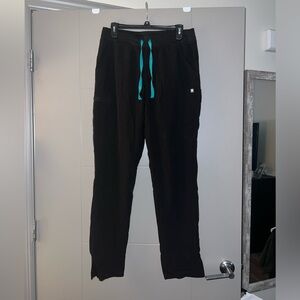 Black figs bottoms